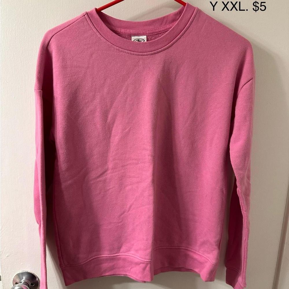 Sweatshirt - Picture 1 of 1
